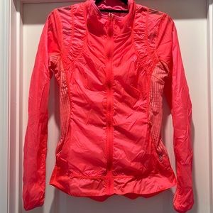 Lululemon windbreaker